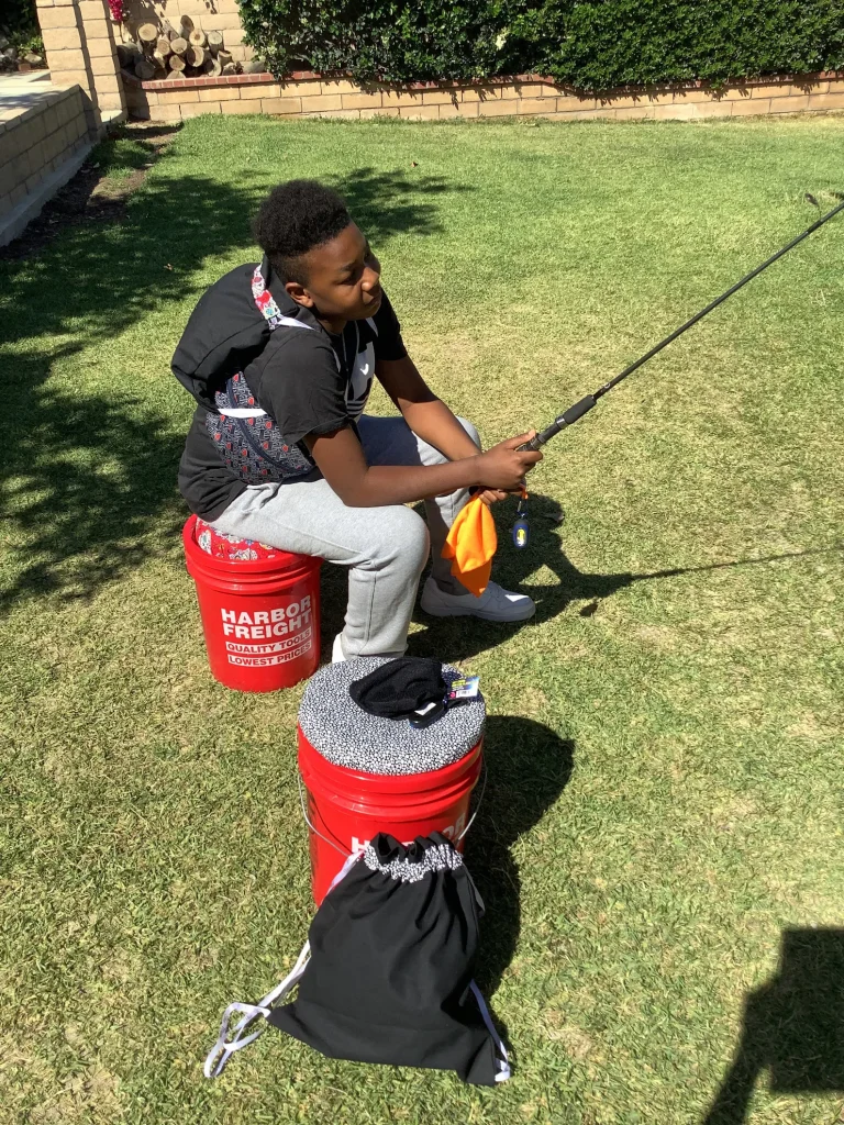 5-gallon-bucket-fishing