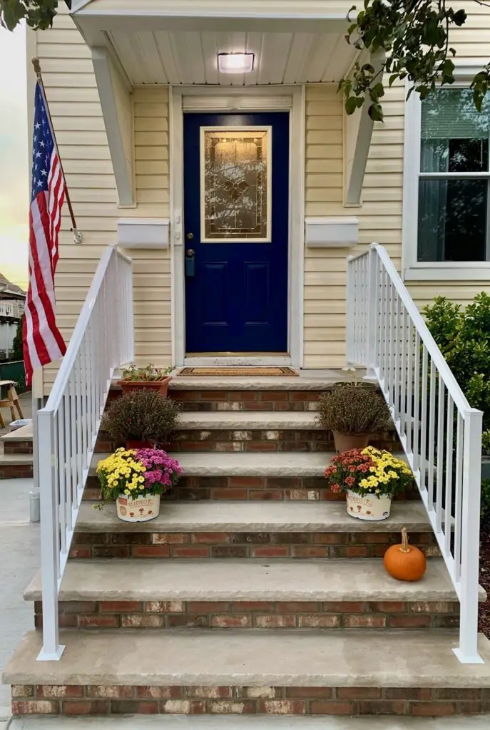 curb appeal blue door