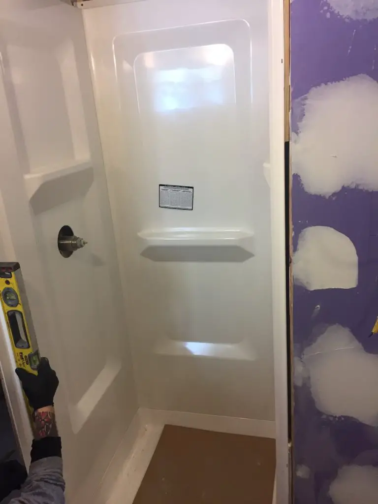 basement bathroom shower