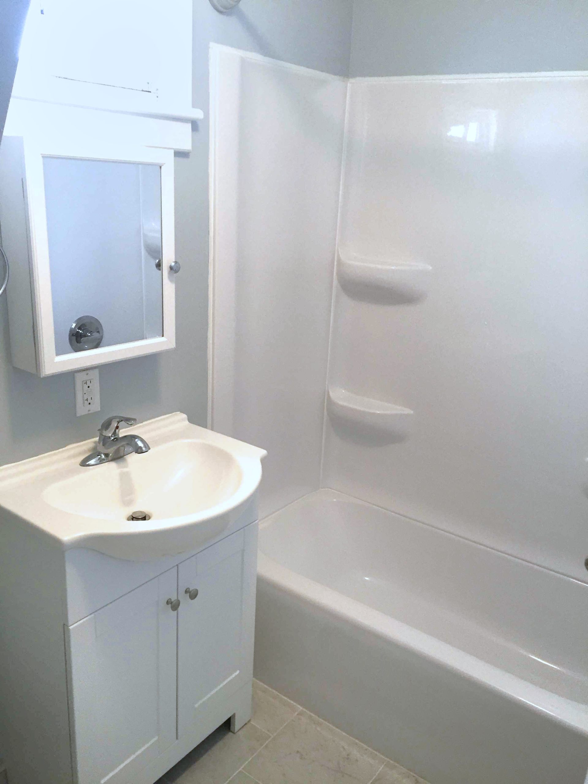old bathroom remodel before and after