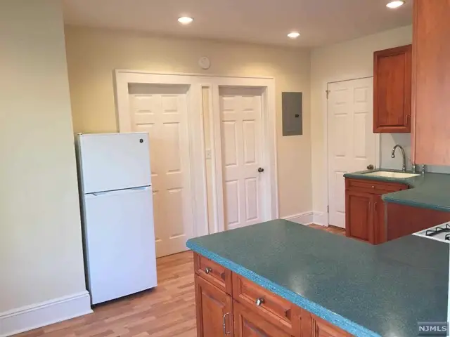 small kitchen renovation